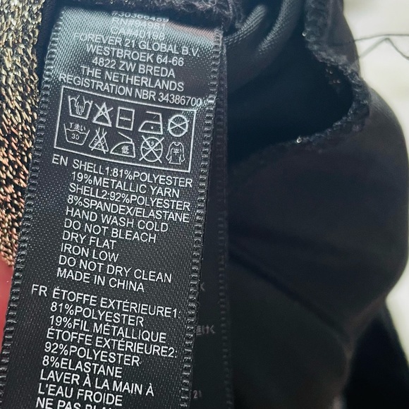 F21 Gold & Black Glittering Metallic Shorts - Picture 8 of 9